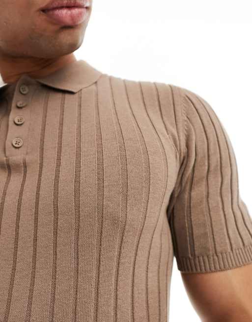 ASOS DESIGN - Muscle fit, lichtgewicht, geribbeld gebreide polo in bruin, 3 van 4