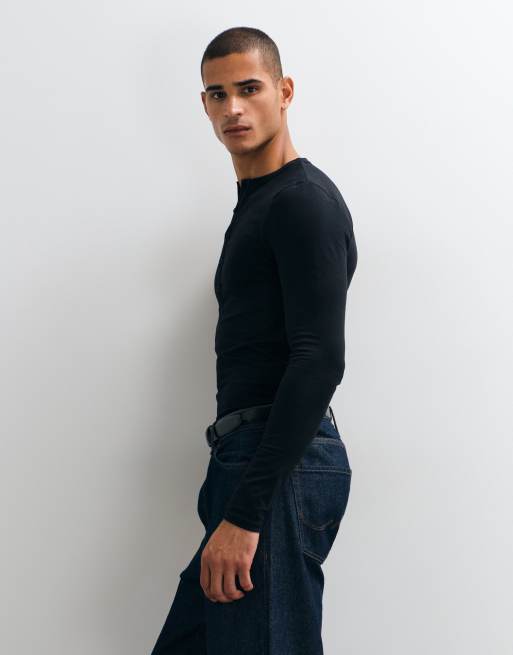 ASOS DESIGN muscle fit long sleeve henley t-shirt in black, 4 of 5