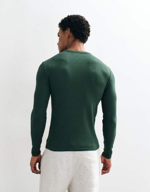 ASOS DESIGN muscle fit long sleeve henley t-shirt in dark green rib, 4 of 5