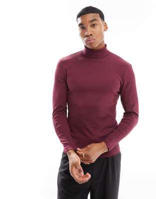 muscle fit long sleeve ribbed t-shirt with turtle neck in burgundy-Red