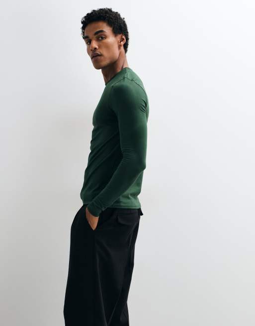 ASOS DESIGN muscle fit long sleeve t-shirt in dark green, 4 of 10