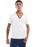 [ASOS DESIGN] ASOS DESIGN muscle fit polo shirt with open collar in white L WHITE