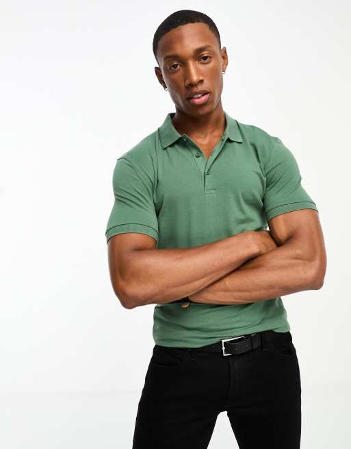 ASOS DESIGN - Muscle fit poloshirt in kaki