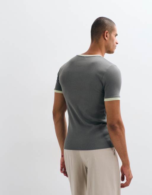 ASOS DESIGN muscle fit ribbed T-shirt with ringer detailing in charcoal, 3 of 5