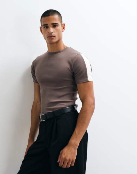 ASOS DESIGN muscle fit ringer t-shirt i brun och krämfärgad ribb - view 1