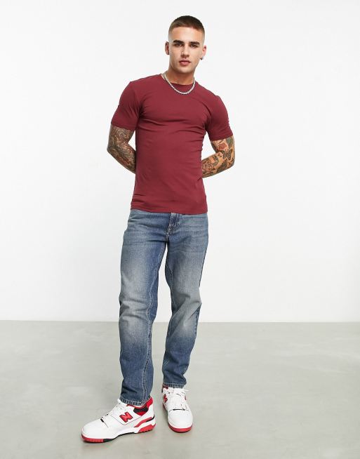 ASOS DESIGN muscle fit t-shirt in burgundy, 2 of 4