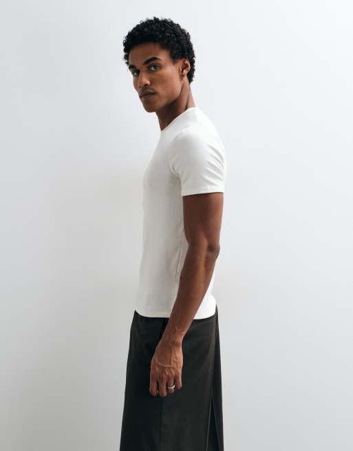 ASOS DESIGN muscle fit T-shirt in crème rib, 4 van 9
