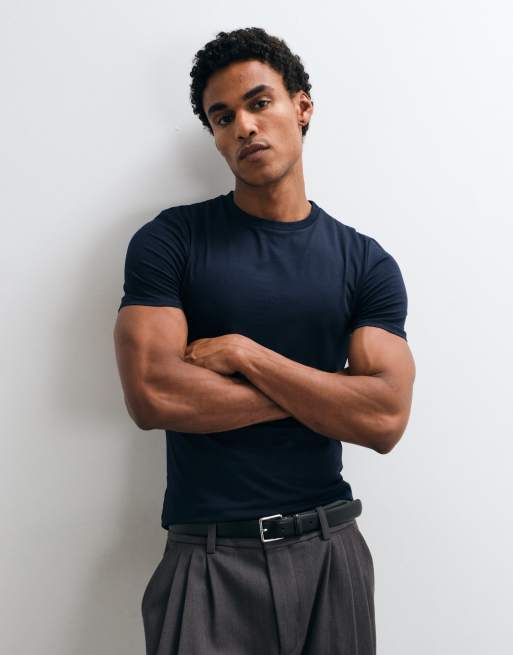 ASOS DESIGN muscle fit t-shirt in navy, 4 of 10