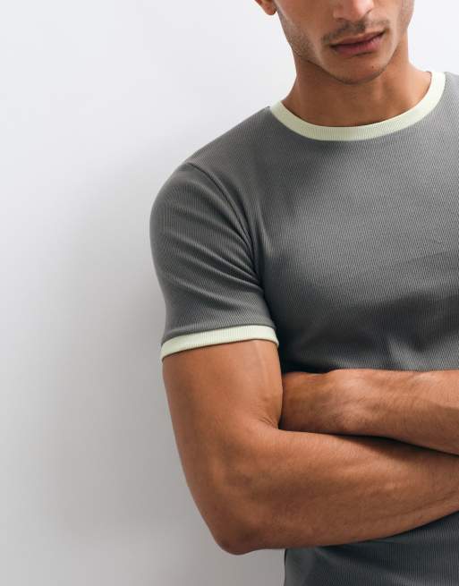 ASOS DESIGN muscle fit t-shirt med ringer-detaljer i kolgrå ribb, 4 av 5