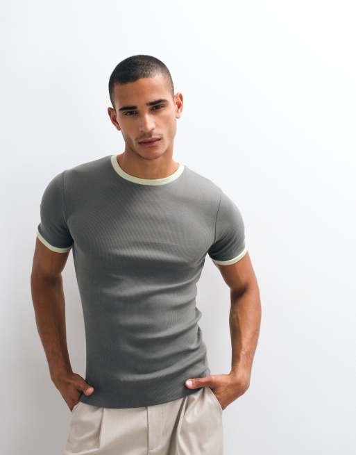 ASOS DESIGN muscle fit t-shirt med ringer-detaljer i kolgrå ribb, 5 av 5