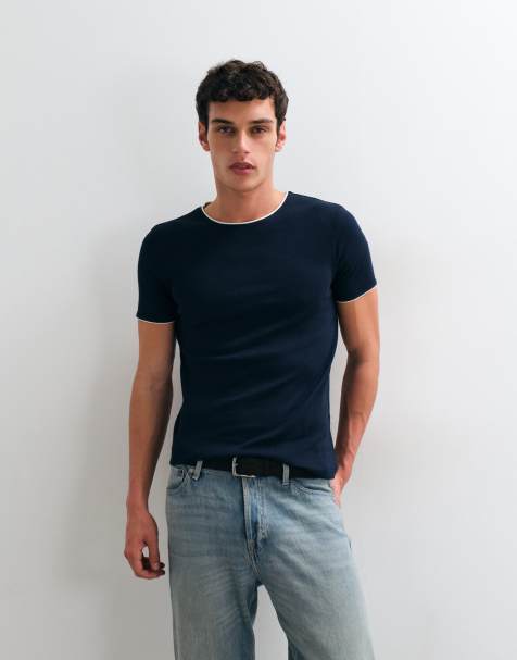 ASOS DESIGN muscle fit T-shirt met contrasterende bies in marineblauwe ribstof - view 1