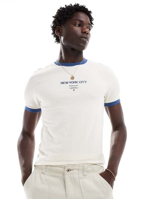 ASOS DESIGN - Muscle fit T-shirt met gekleurd randje en New York-stadsprint op de borst in gebroken wit