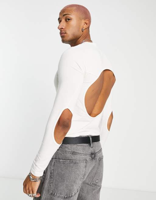 ASOS DESIGN - Muscle fit T-shirt met lange mouwen en uitsnijdingen op de rug en bij de ellebogen in wit