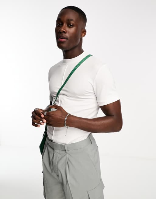ASOS DESIGN - Muscle fit T-shirt met siernaden in wit