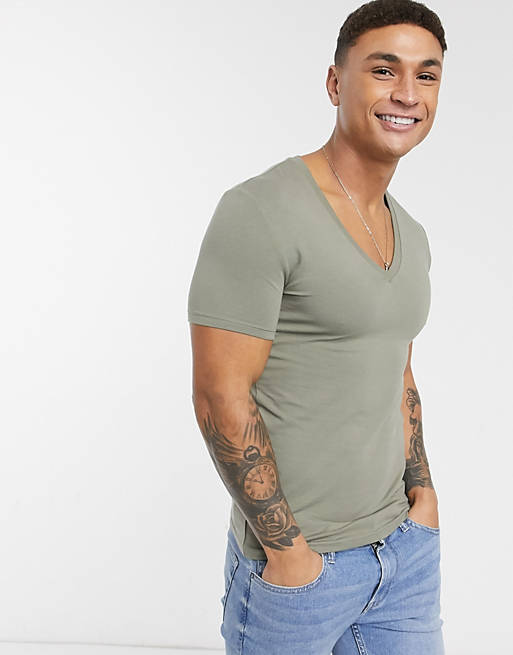 ASOS DESIGN muscle fit t-shirt with v neck in green | ASOS