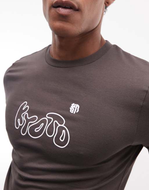 ASOS DESIGN muscle t-shirt with Kyoto bubble chest graphic in brown, 2 of 5