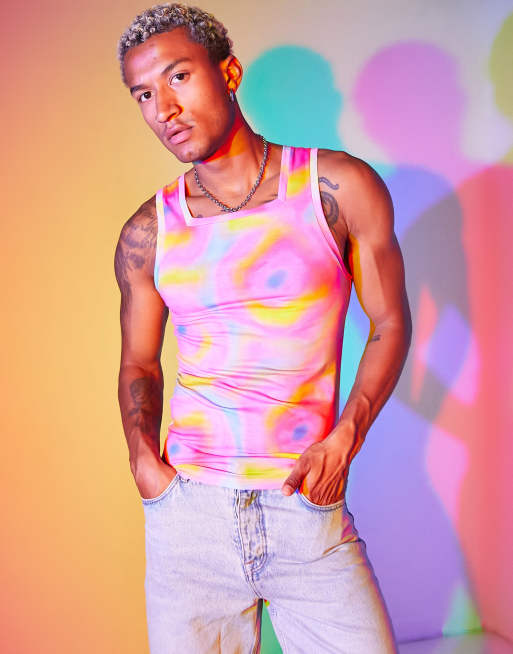 ASOS DESIGN – Muskel-Trägertop in Rosa mit All-over-Print