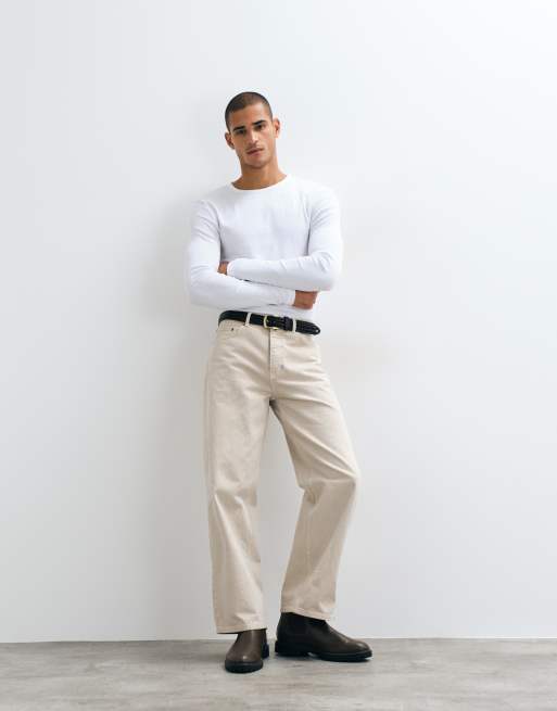 ASOS DESIGN Muskelshirt mit langen Ärmeln und besticktem Brustemblem in weißem Rippstrick, 2 von 5