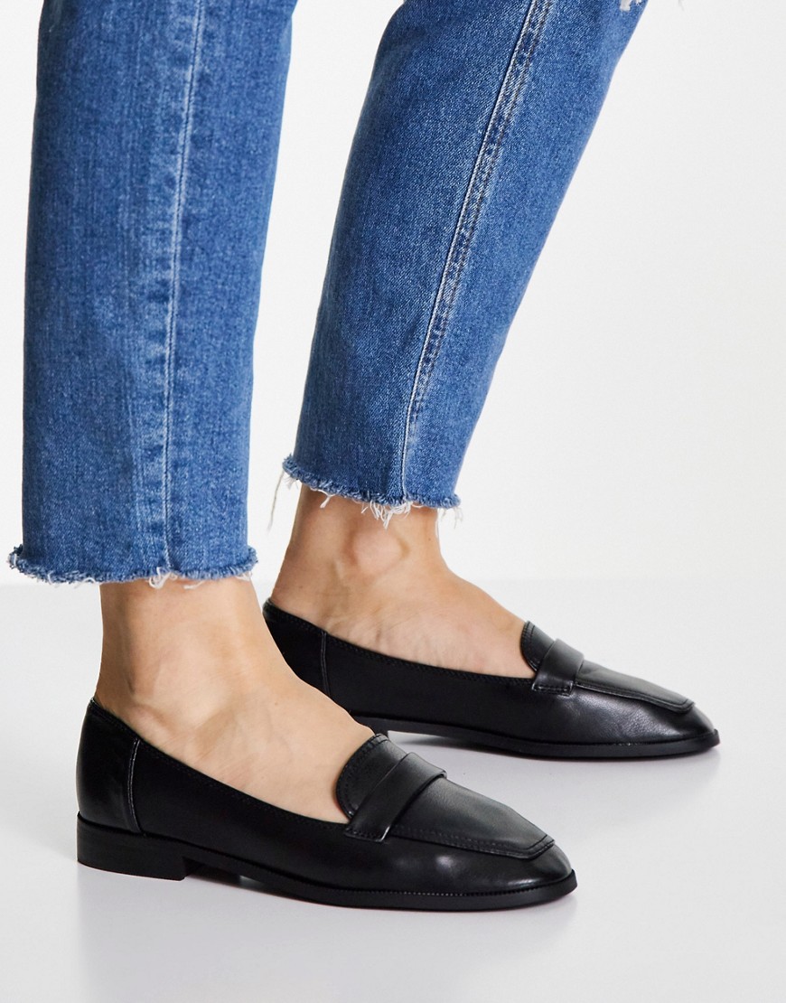 ASOS DESIGN Mussy loafer flat shoes in black
