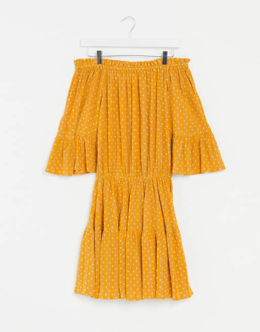 ASOS DESIGN – Musztardowa warstwowa sukienka mini z odkrytymi ramionami