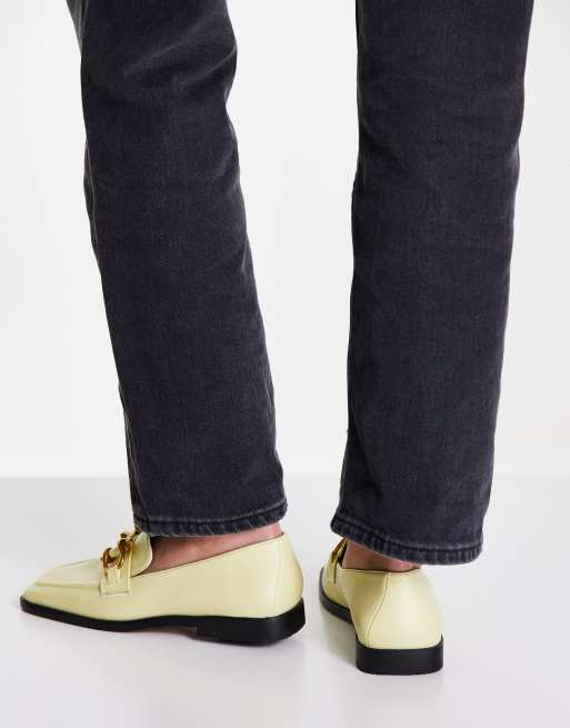 ASOS DESIGN – Mute – Cytrynowe loafersy z kwadratowymi noskami, 2 z 4