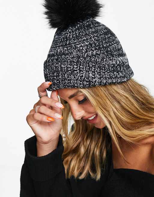 ASOS DESIGN – Mütze aus Strick mit verschiedenen Garnen in Schwarz und Weiß und Bommel, 2 von 4
