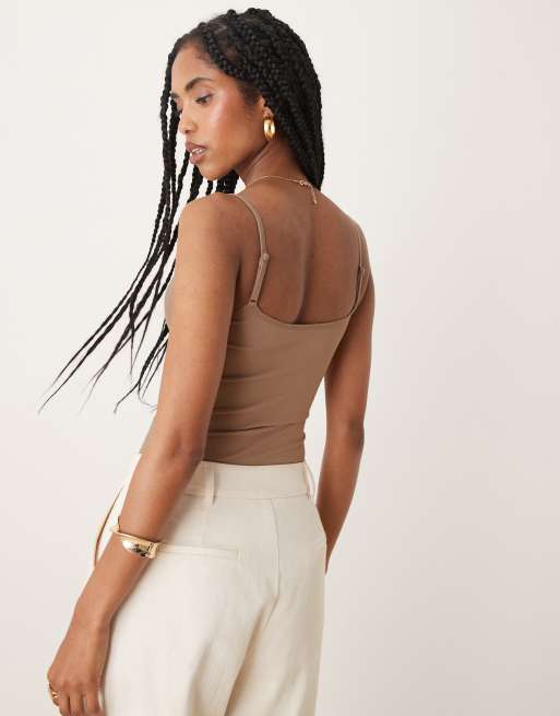 ASOS DESIGN - Naadloze, body met bandjes in mokka, 3 van 4