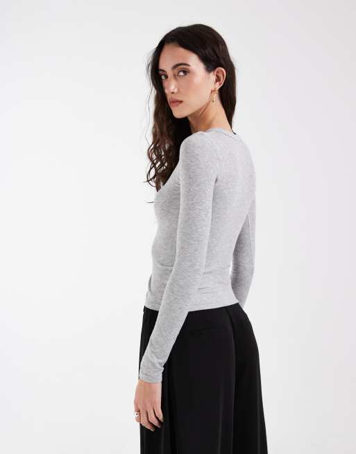 ASOS DESIGN - Naadloze geribbelde top met lange mouwen en drukknopen in gemêleerd grijs, 4 van 4