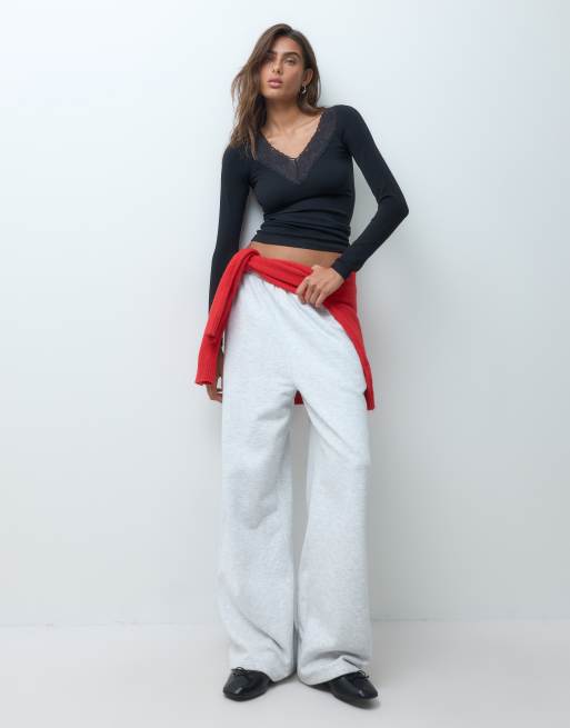 ASOS DESIGN nahtloses Oberteil mit V-Ausschnitt, Spitzendetail und langen Ärmeln in Schwarz, 2 von 5