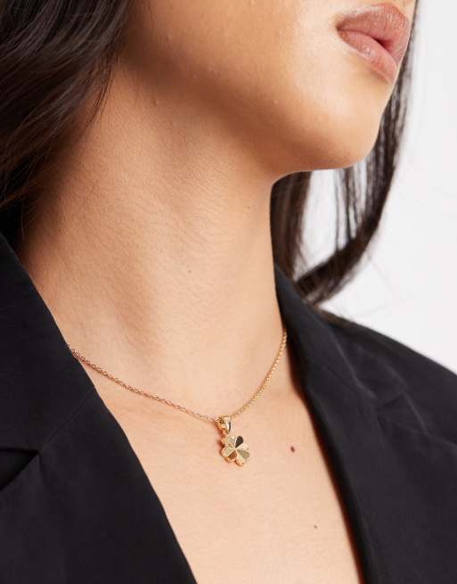 ASOS DESIGN – Naszyjnik łańcuszkowy w kolorze złota, z zawieszką w kształcie koniczynki, w woreczku prezentowym