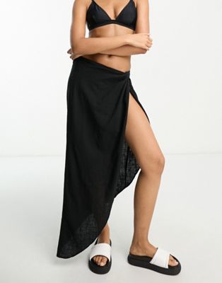natural asymmetric beach skirt with twist front in black