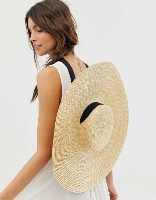 Natural straw flat boater