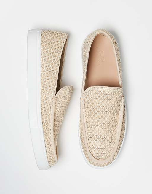 ASOS DESIGN – Naturfärgade, vävda loafers med uppdragen sulkant, 2 av 4