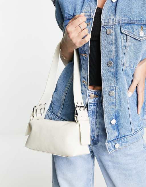 ASOS DESIGN – Naturvit axelväska i oversize med spänne 