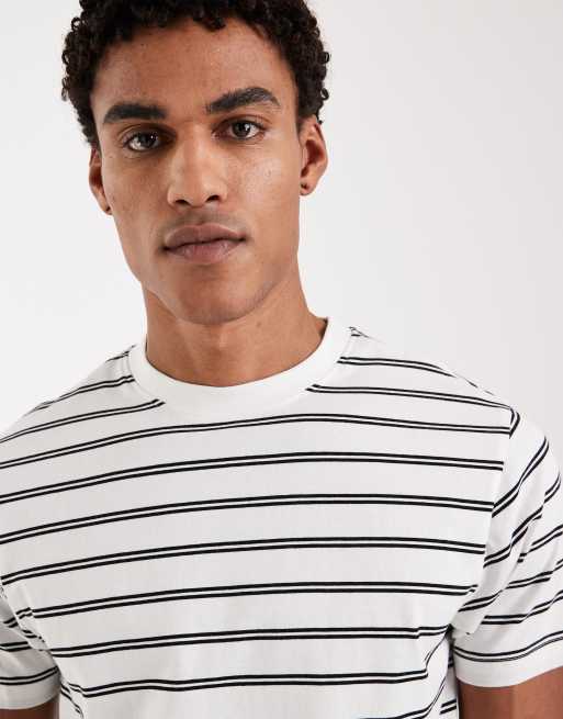 ASOS DESIGN – Naturvit och svartrandig t-shirt i regular fit, 5 av 5