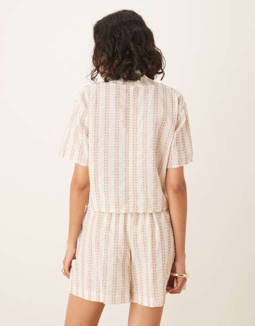 ASOS DESIGN – Naturvit, randig topp med knytning framtill, del av set, 2 av 4