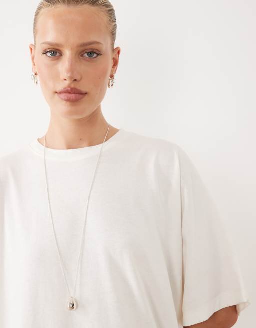 ASOS DESIGN – Naturvit t-shirtklänning i midilängd med pingvinärm, 3 av 4