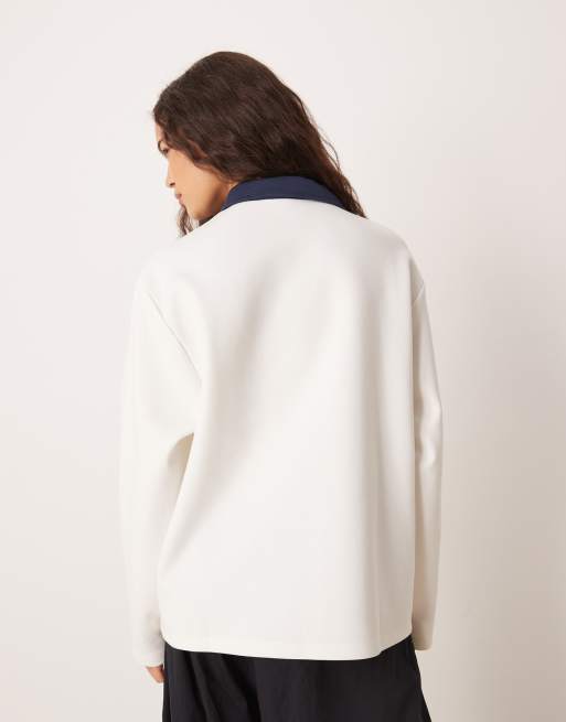 ASOS DESIGN – Naturvit topp i rugbystil med kontrasterande krage, 3 av 4