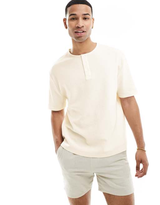 ASOS DESIGN – Naturvit, våfflad t-shirt i henleystil