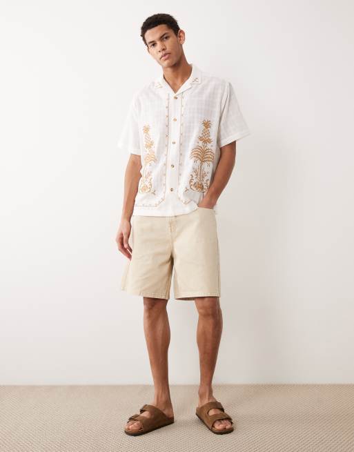 ASOS DESIGN – Naturvita, halvlånga jeansshorts, 3 av 6