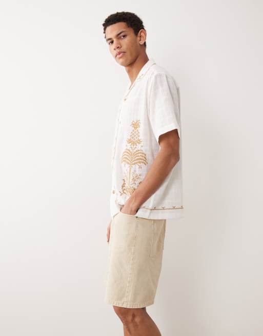 ASOS DESIGN – Naturvita, halvlånga jeansshorts, 4 av 6