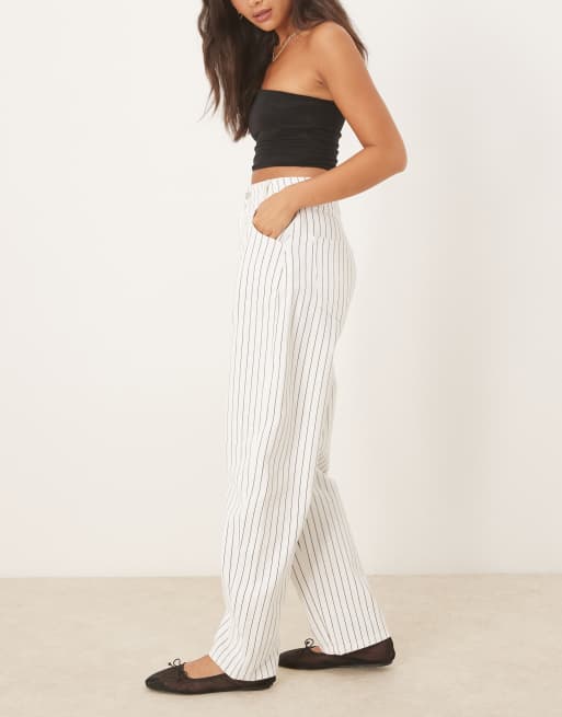 ASOS DESIGN – Naturvita, randiga jeans med barrelben och hög midja, 2 av 5