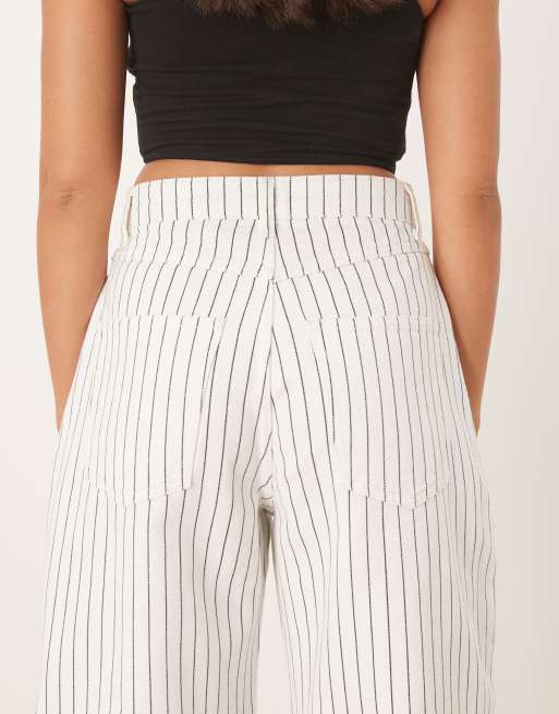 ASOS DESIGN – Naturvita, randiga jeans med barrelben och hög midja, 4 av 5