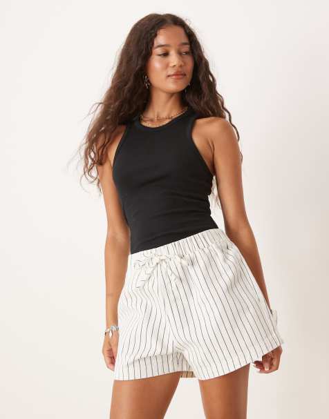 ASOS DESIGN – Naturvita, randiga mjukisshorts i denim - view 1