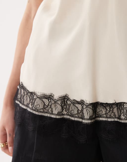 ASOS DESIGN – Naturvitt, långt linne i satin med spetskant, 3 av 4
