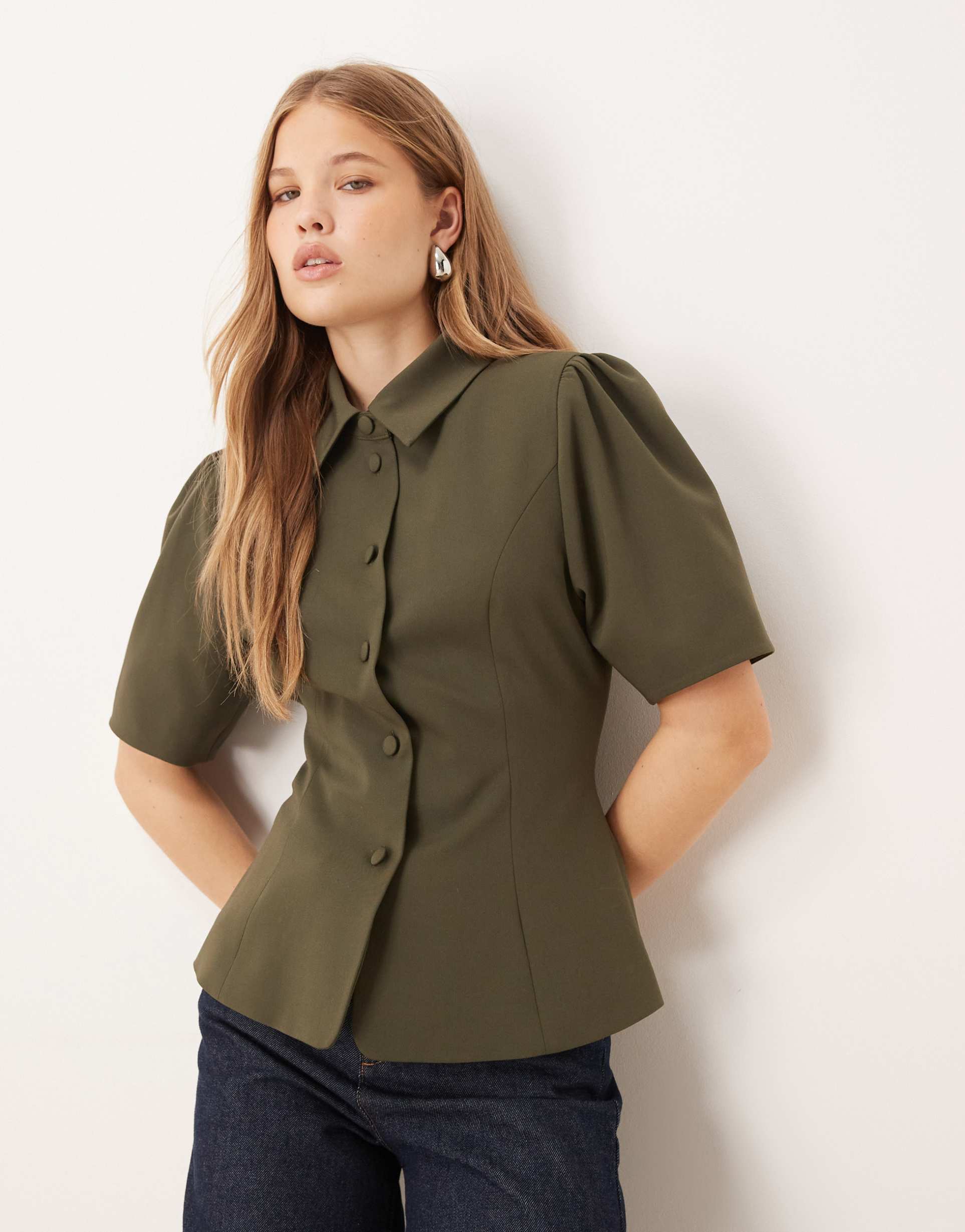 asos design neat fit short sleeve blazer in khaki