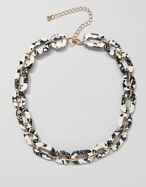ASOS DESIGN necklace in resin with chain in gold
