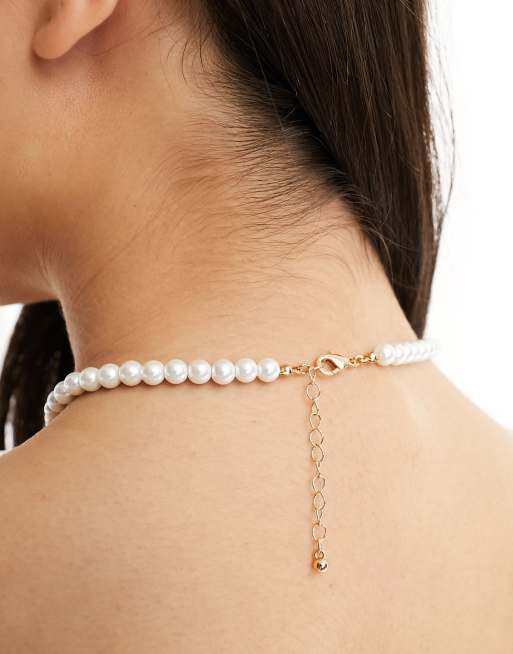 ASOS DESIGN necklace with faux pearl and black bow detail, 3 of 4