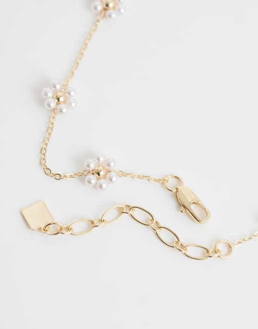 ASOS DESIGN necklace with faux-pearl flowers in gold tone, 2 of 4