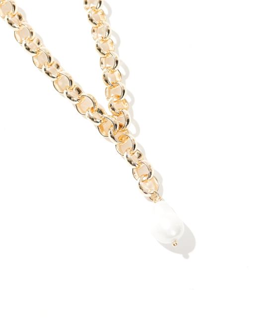 ASOS DESIGN necklace with faux pearl pendant in gold tone, 2 of 4